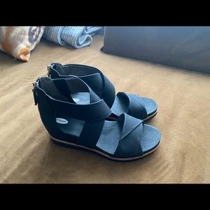 Dr Scholl’s wedge heel 7.5 black brand new